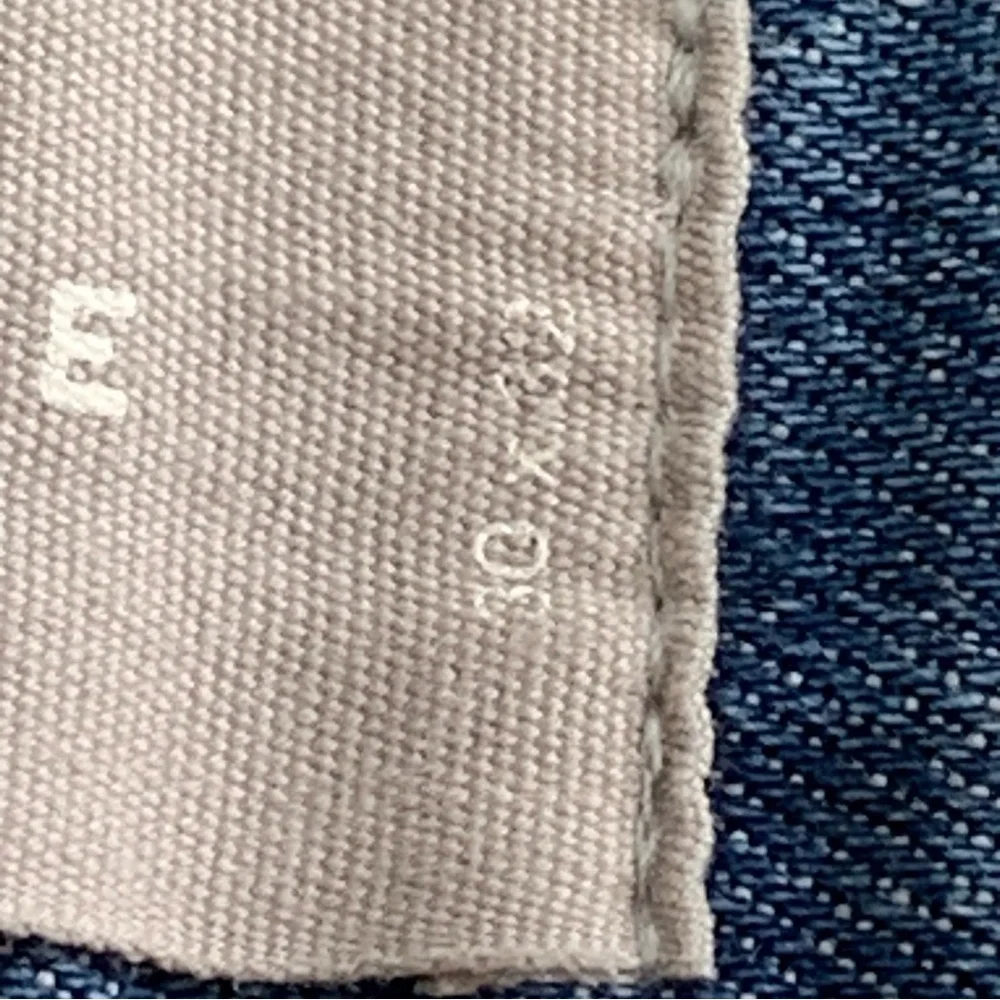 Everlane Men's Organic Cotton Slim-Fit Jeans in the Faded Sky Blue Wash 30 x 32